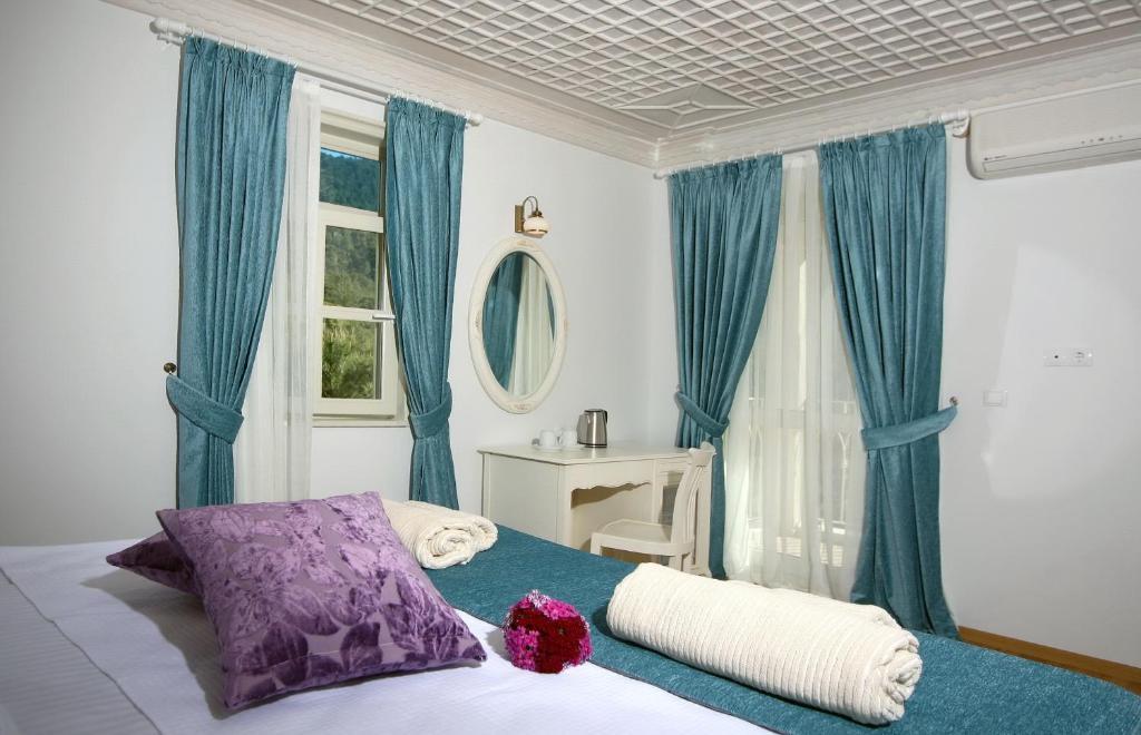 Petunya Konak Boutique Hotel İcmeler Ruang foto