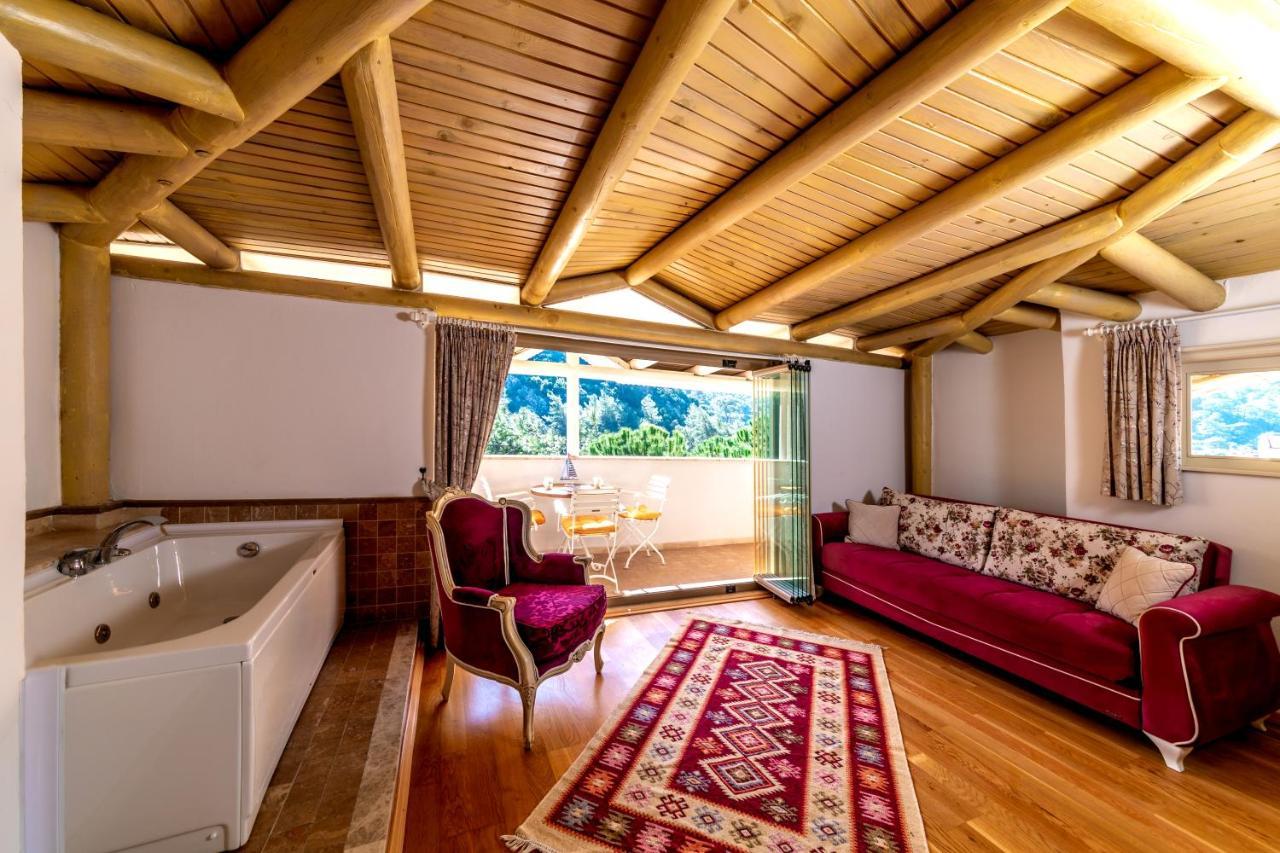 Petunya Konak Boutique Hotel İcmeler Bagian luar foto